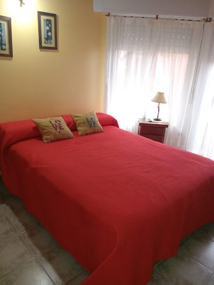 VILLA GESSEL DUPLEX  3 AMB.FRENTE AL MAR c/ COCHERA