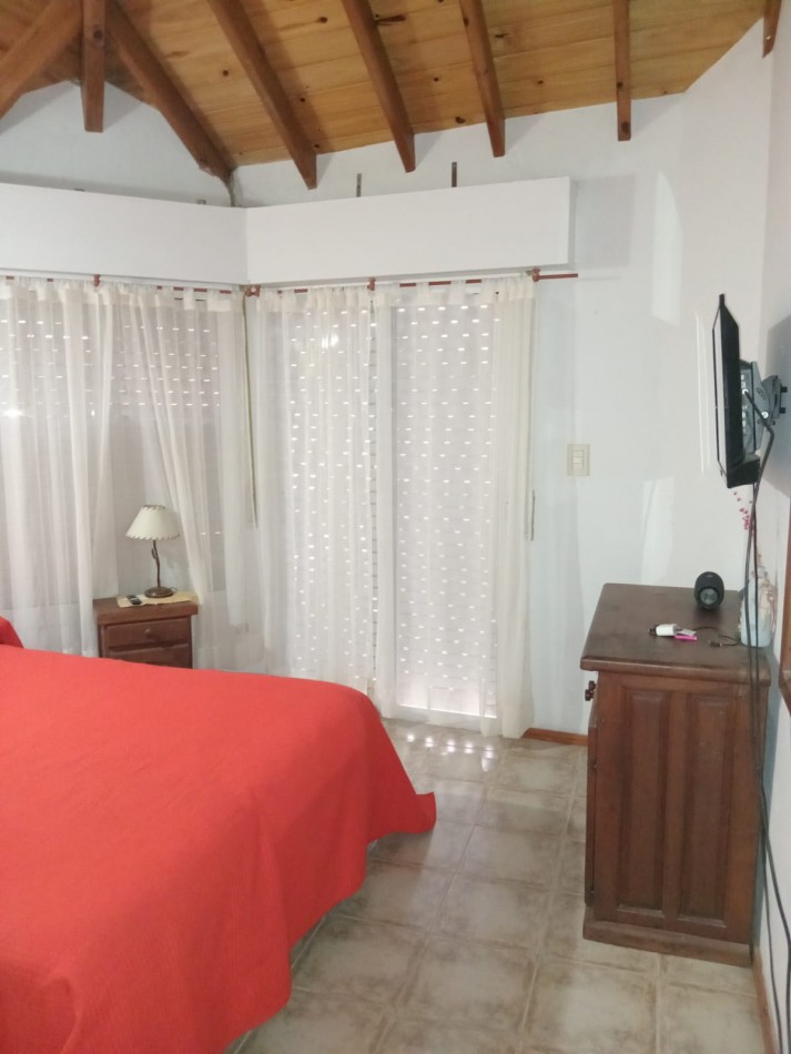 VILLA GESSEL DUPLEX  3 AMB.FRENTE AL MAR c/ COCHERA