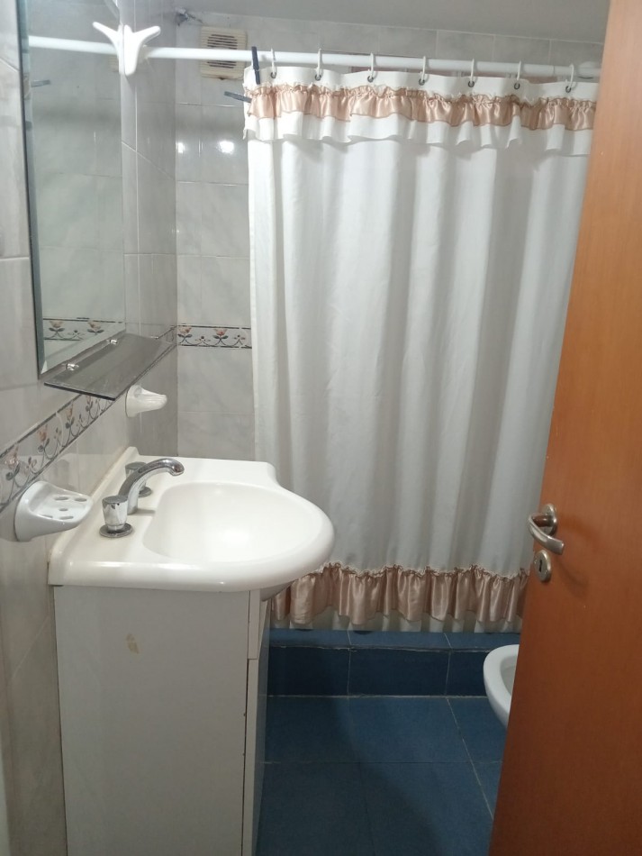VILLA GESSEL DUPLEX  3 AMB.FRENTE AL MAR c/ COCHERA