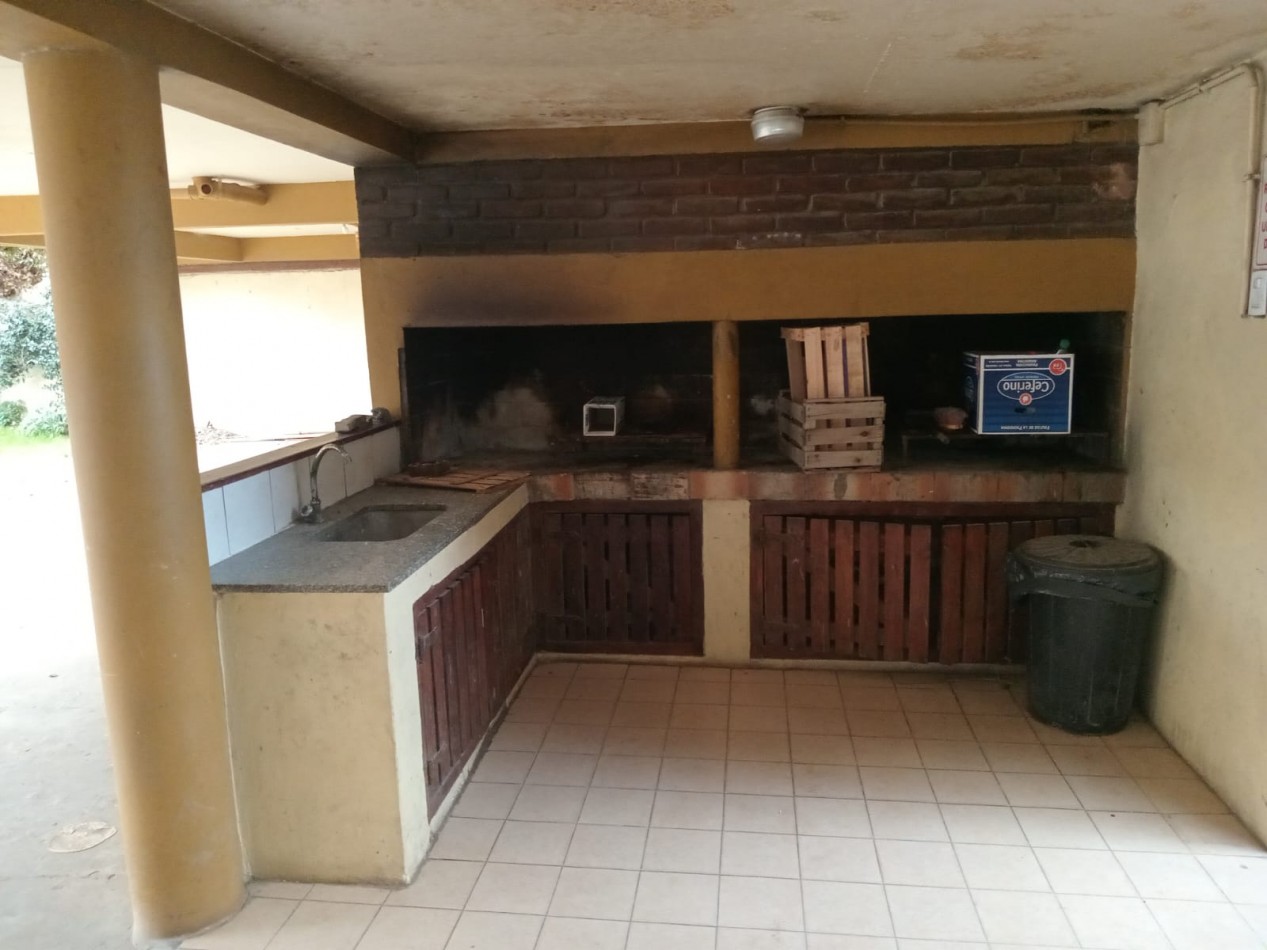 VILLA GESSEL DUPLEX  3 AMB.FRENTE AL MAR c/ COCHERA