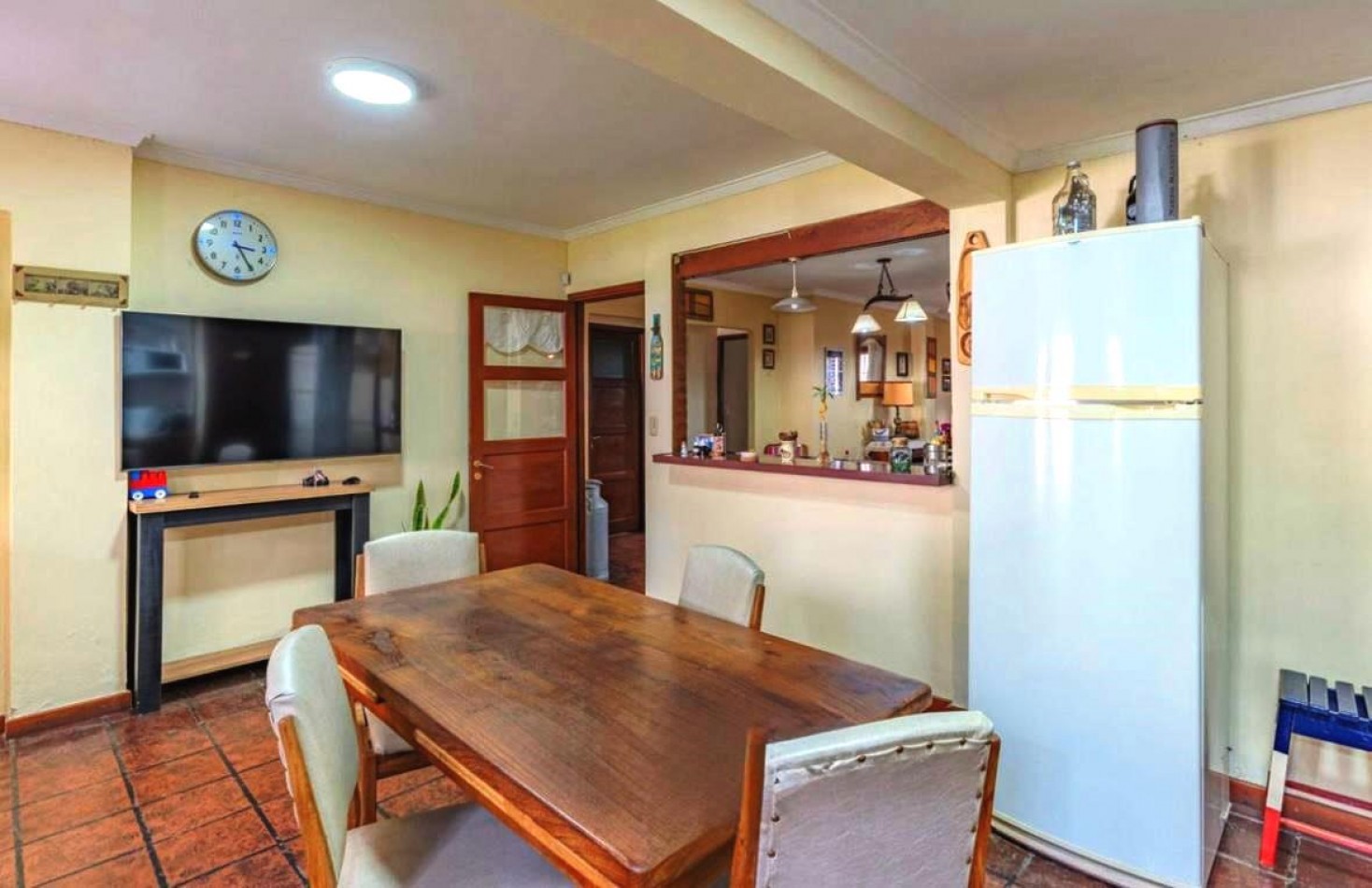 CHALET ZONA CENTRO  GUEMES