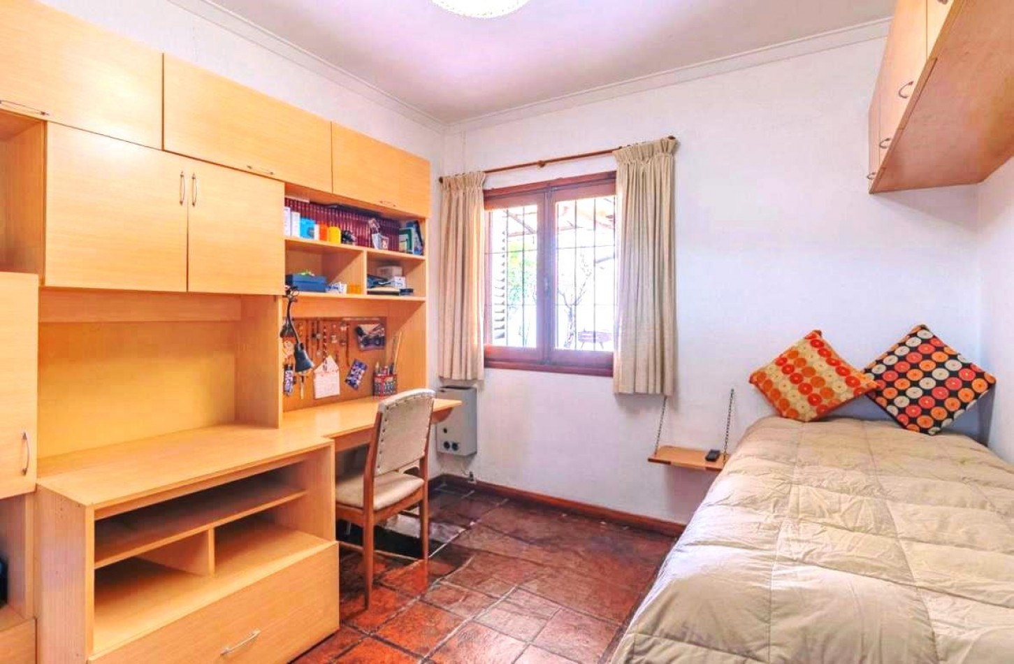 CHALET ZONA CENTRO  GUEMES