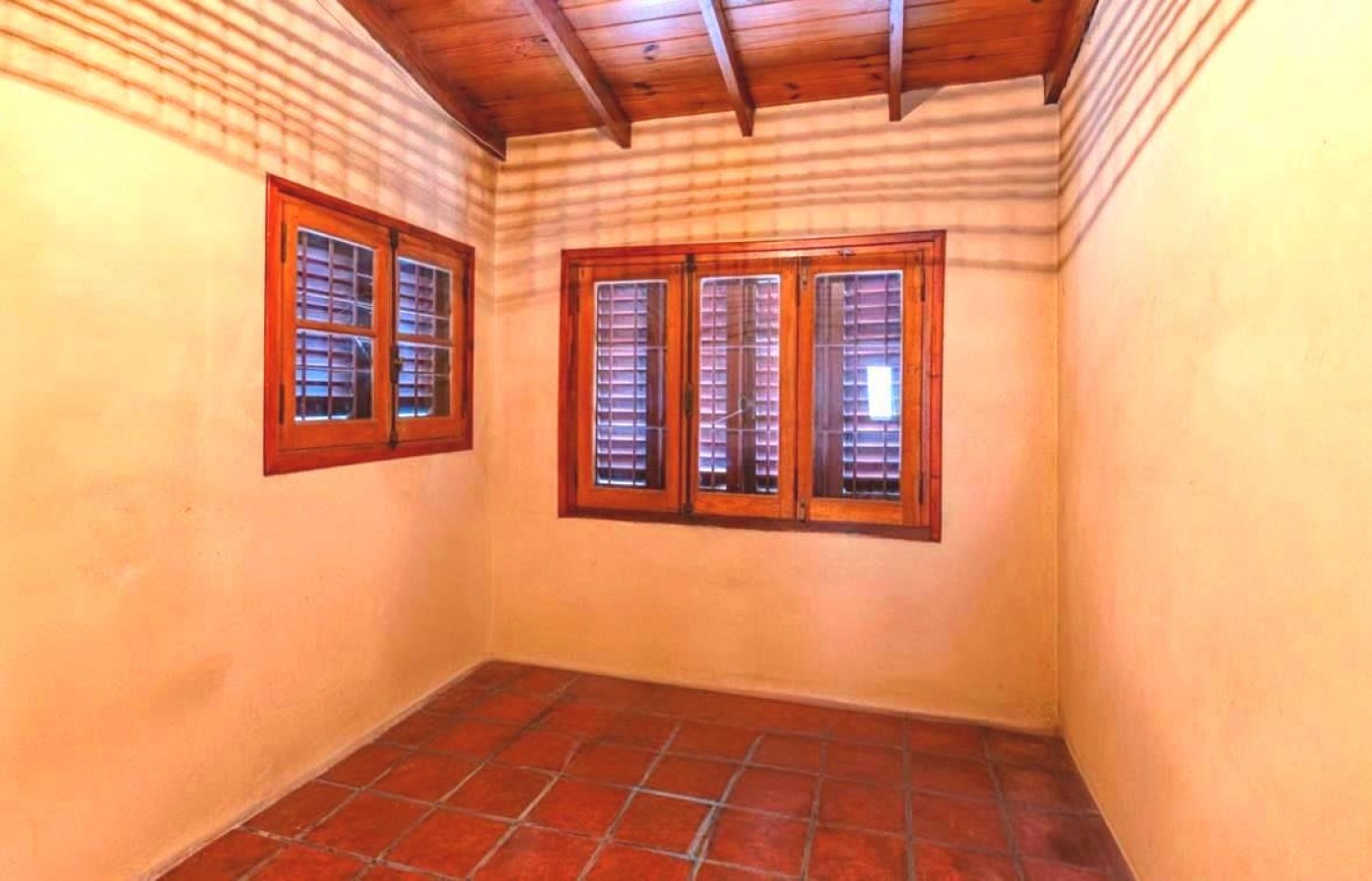CHALET ZONA CENTRO  GUEMES